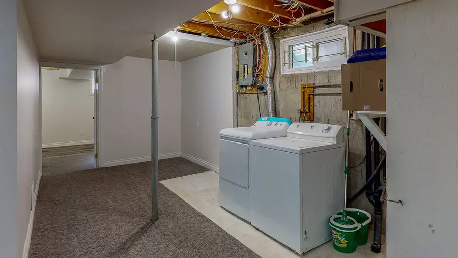 Basement & Appliances photo 2
