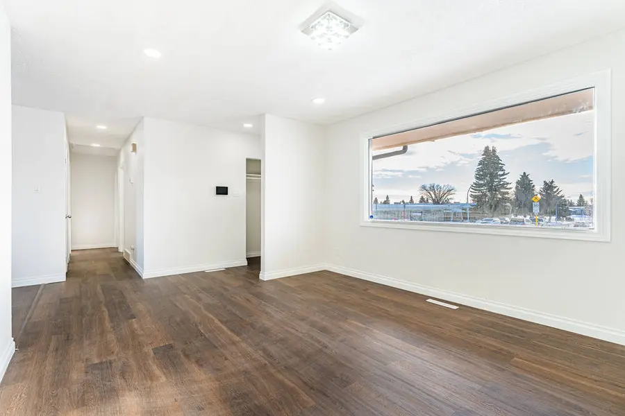 Basement & Appliances photo 5