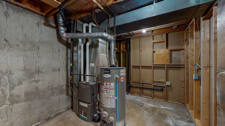 Basement & Appliances photo 7