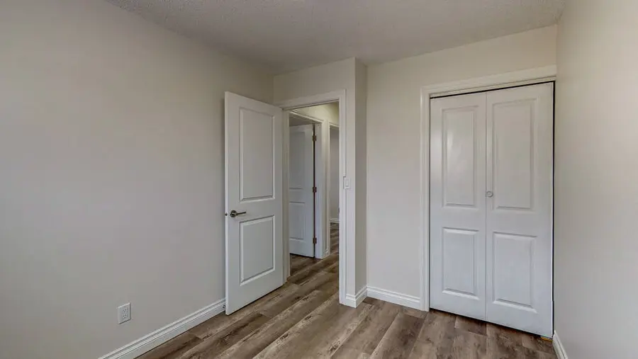 Bathrooms photo 3