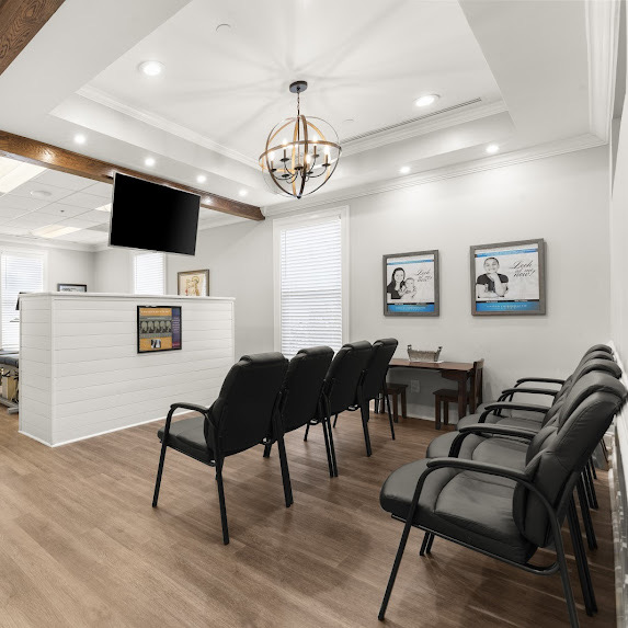 Dr. Steve Landry and the Landry family — United Chiropractic Center of Marietta, GA