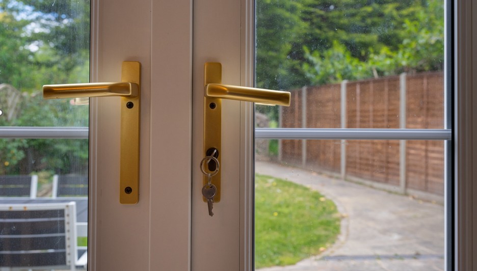 Best energy efficient windows paired with an insulated glass door