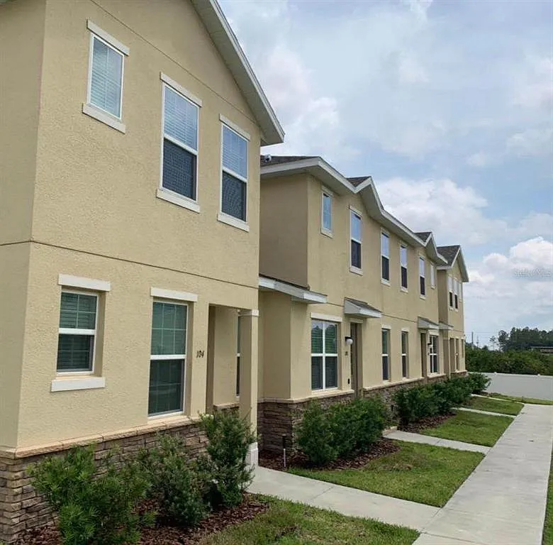 112 Holly Village Drive, Davenport FL