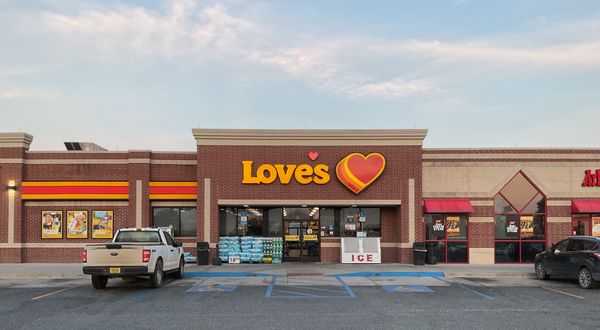 Love’s Travel Stop Florida road trip stop near Panama City Beach Love’s Travel Stop Florida road trip stop near Panama City Beach