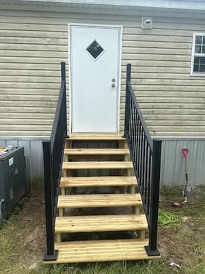 {{ custom_values.service_4 }} in {{custom_values.area_5})