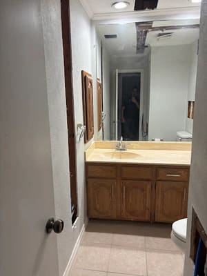 {{ custom_values.service_4 }} in {{custom_values.area_7})