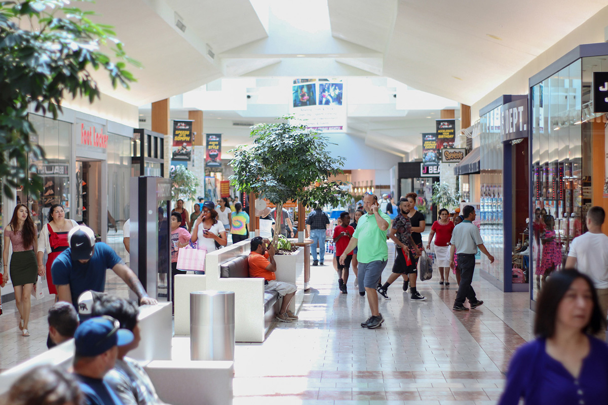 Inside Manassas Mall