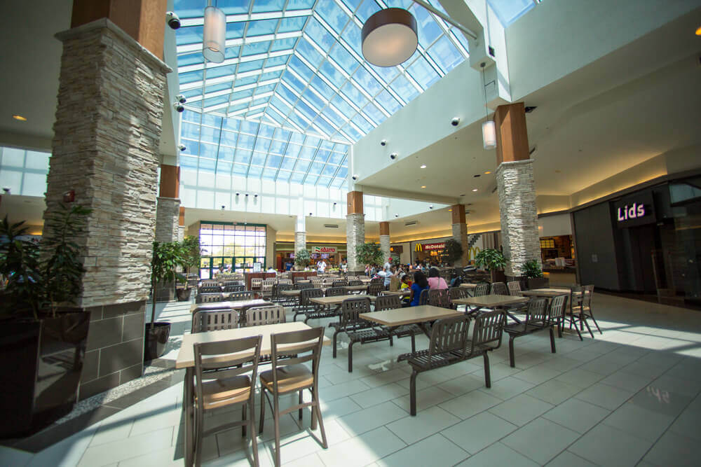 Food court at Manassas Mall