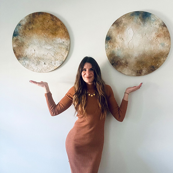 Luna pintada a mano · Maikai Polo · Arte Energético
