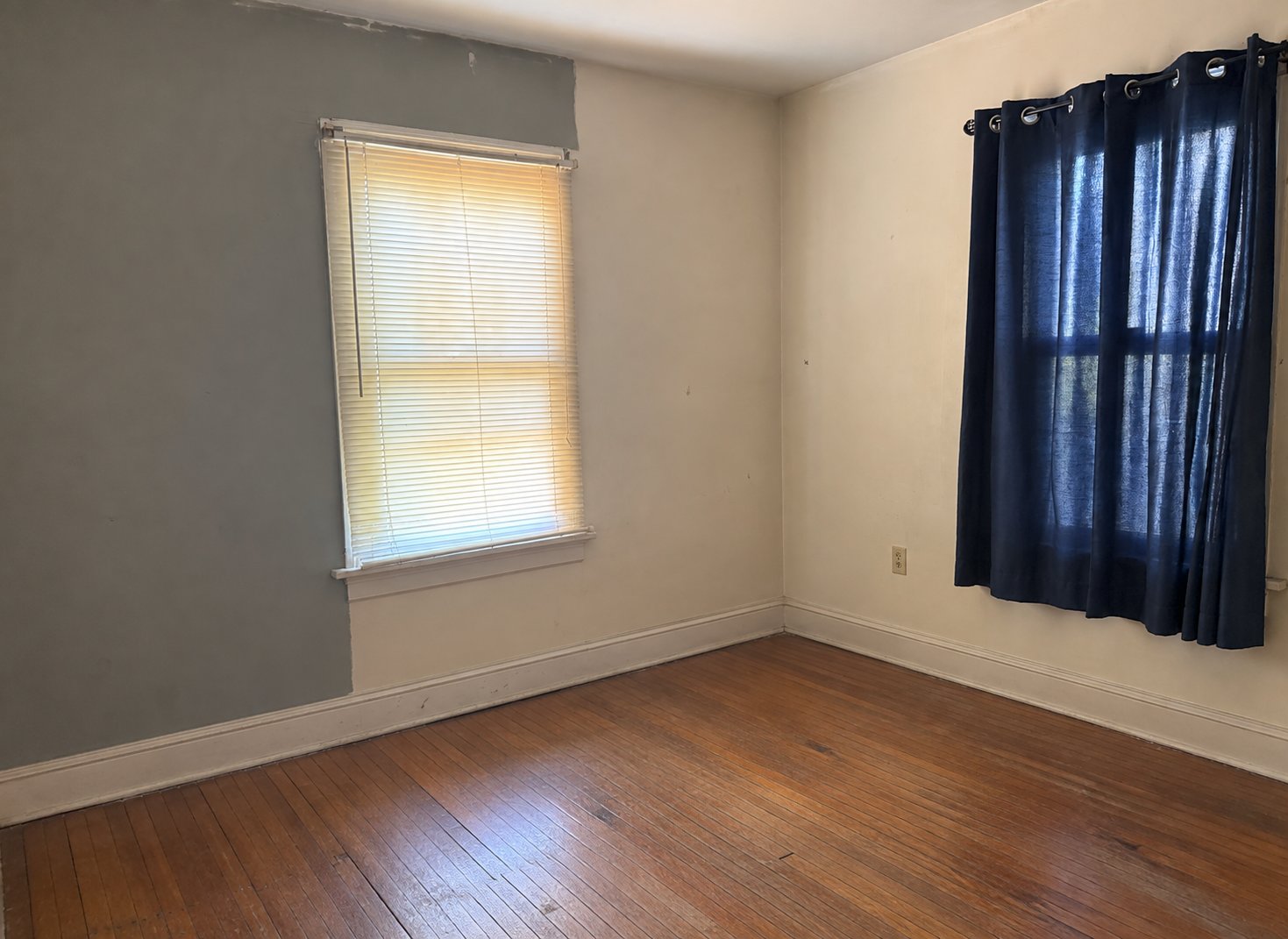 Lower level bedroom at 309 Liberty Ave
