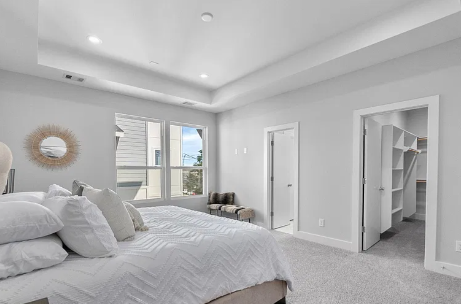 Master bedroom at 903 Quitman St, Unit B
