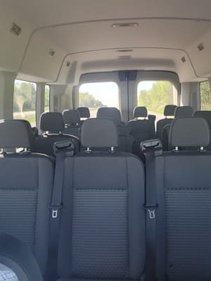 {{ custom_values.service_1 }} in {{custom_values.area_2})