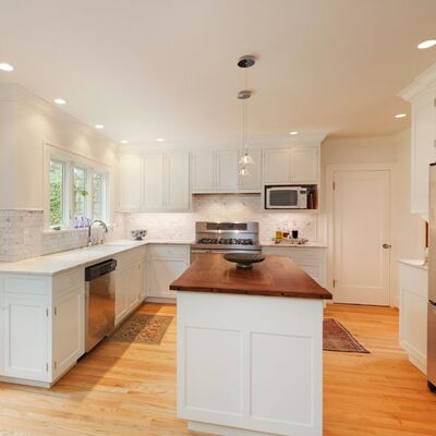 {{ custom_values.service_3 }} in {{custom_values.area_3})