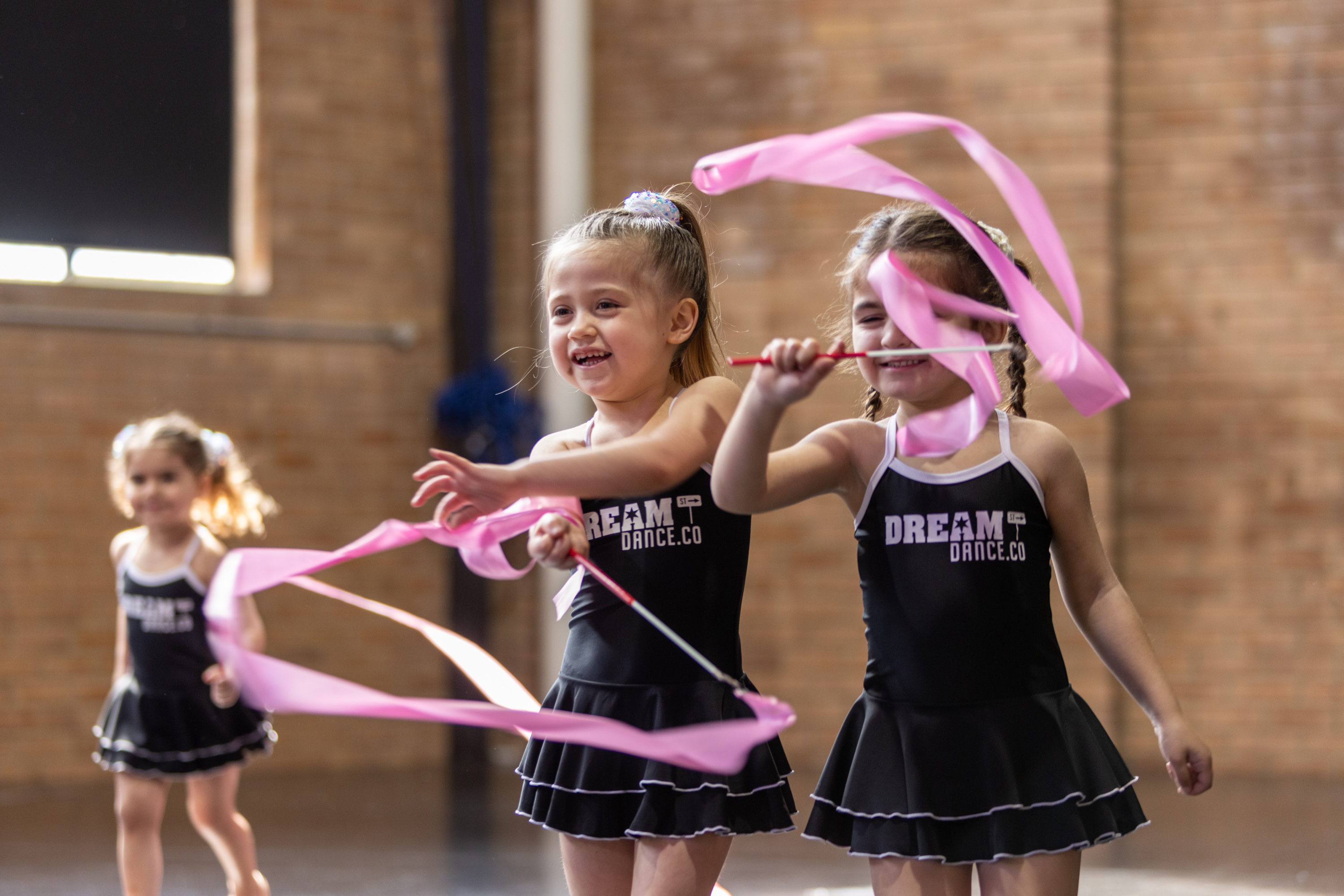 Little Dreamers acro class