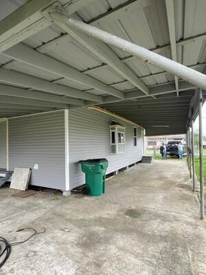 {{ custom_values.service_2 }} in {{custom_values.area_2})