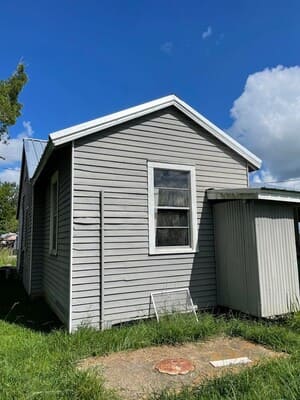 {{ custom_values.service_3 }} in {{custom_values.area_2})