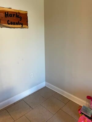 {{ custom_values.service_3 }} in {{custom_values.area_3})