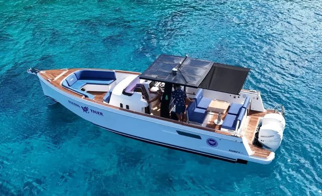 Flying Tiger boat viewed from above in clear turquoise Virgin Islands water