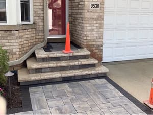 {{ custom_values.service_1 }} in {{custom_values.area_2})