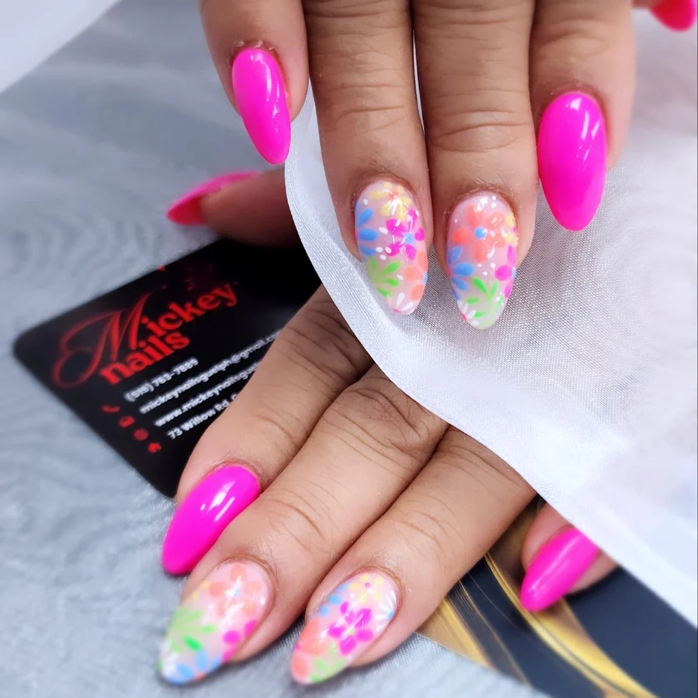 Mickey Nails