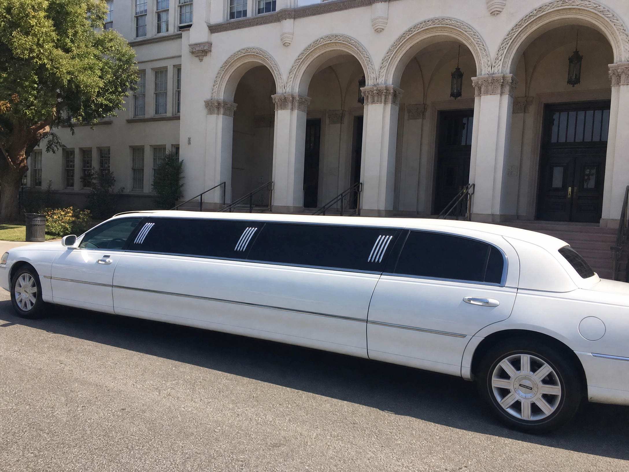 Quinceañera Limo Service Stockton, CA