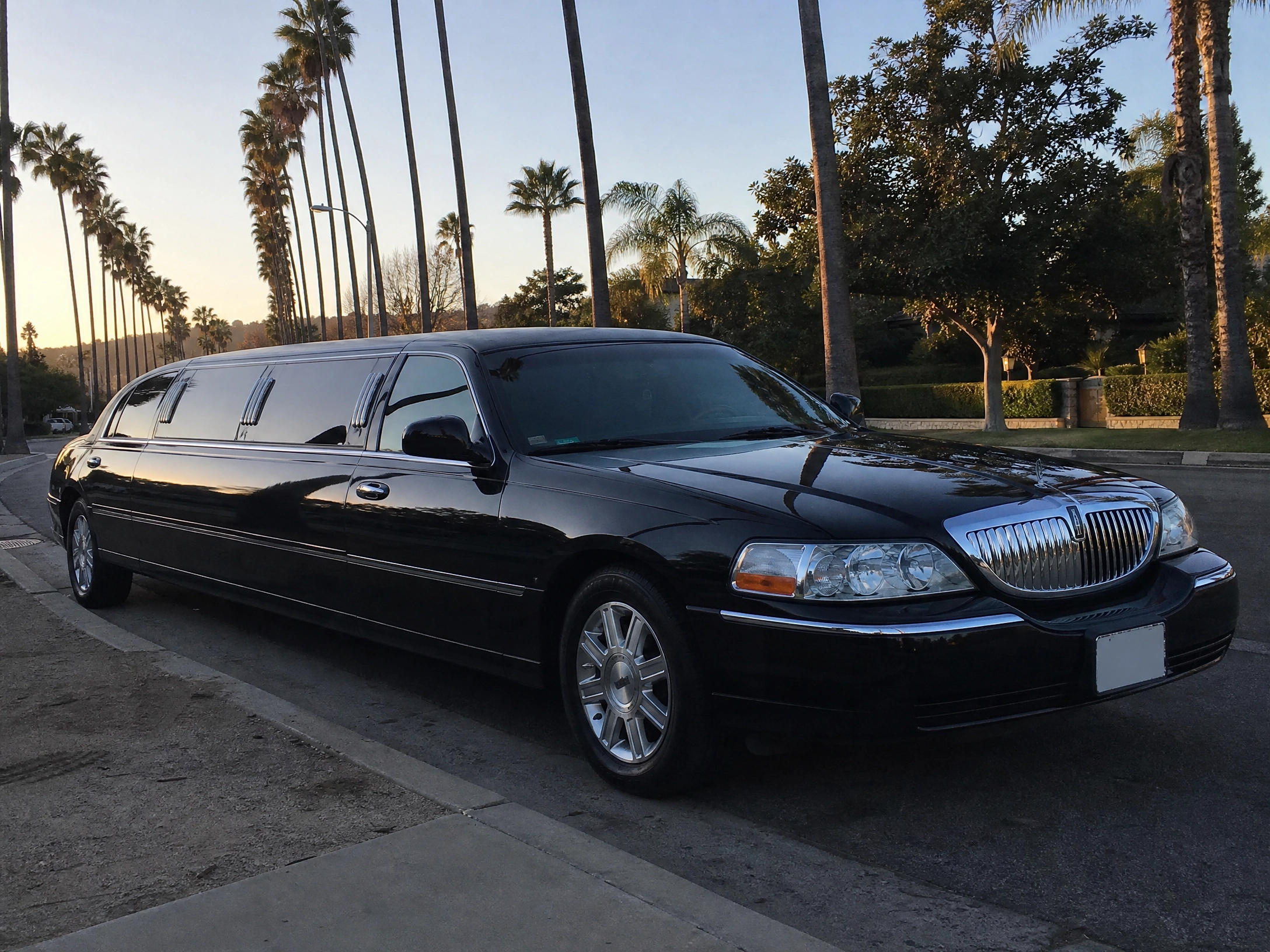 Livermore, CA Quinceañera Limo Service