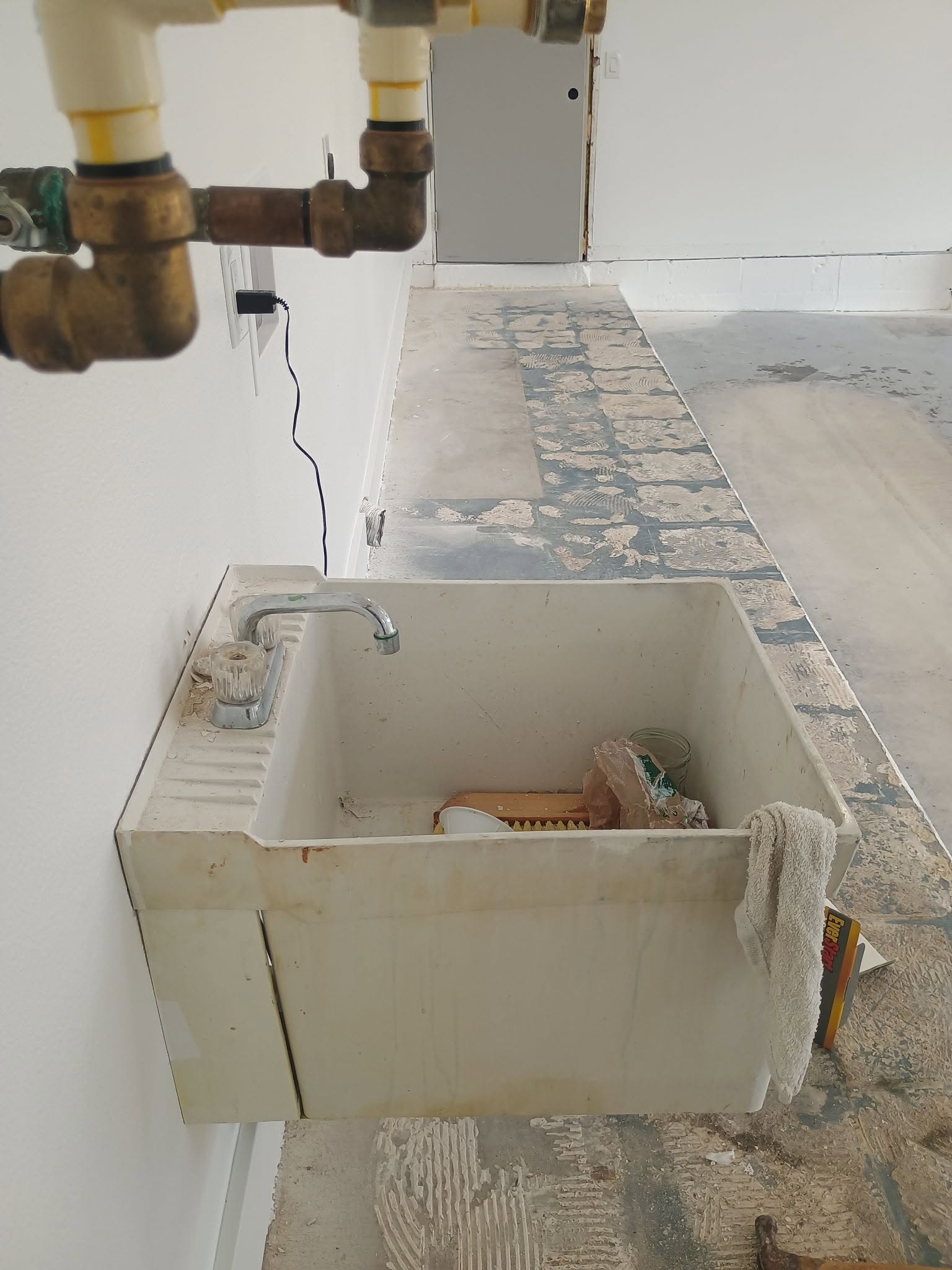 Sealed Concrete — Commercial View