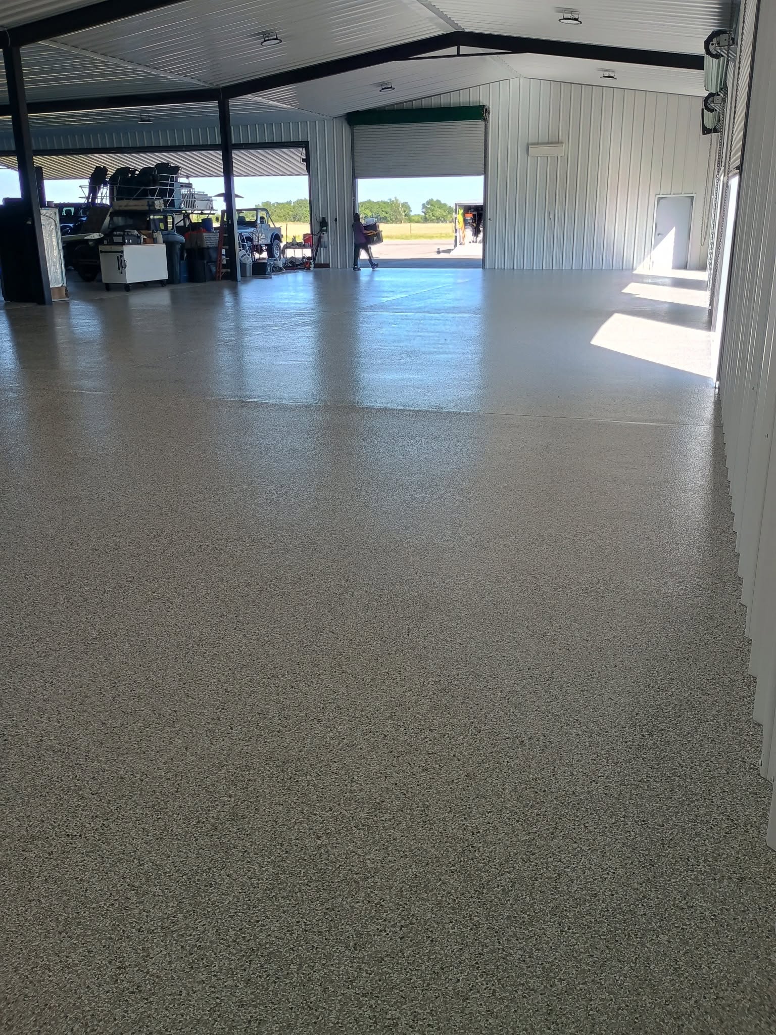 Epoxy Flake Floor