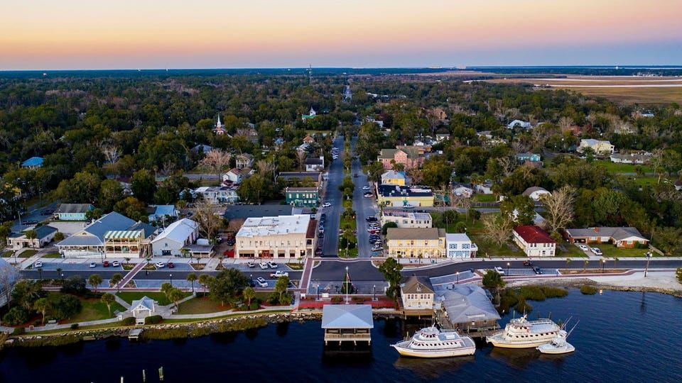 Decaturs Mattress | Puffy mattress layers of materials